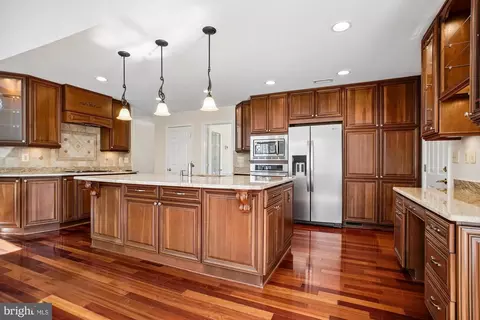 Kitchen - 2126 Docket Ln, Vienna, VA 22181 photo 1 of 6