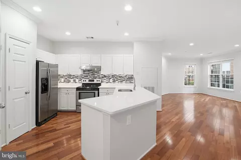 3003 Nicosh Cir #3109, Falls Church, VA 22042