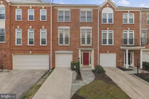 1319 Sundial Dr, Reston, VA 20194