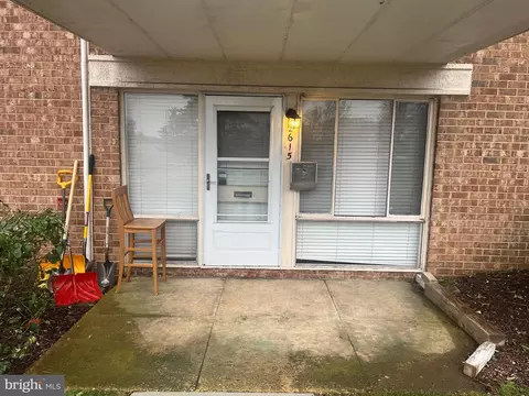 2615 Huntington Ave #49, Alexandria, VA 22303