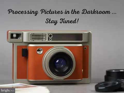 7805 Wendy Ridge Ln, Annandale, VA 22003