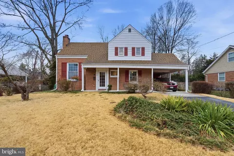 2106 Wakefield St, Alexandria, VA 22308