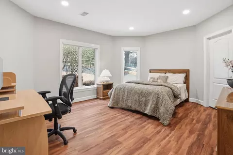 Bedroom - 1156 Fieldview Dr, Reston, VA 20194 photo 7 of 7