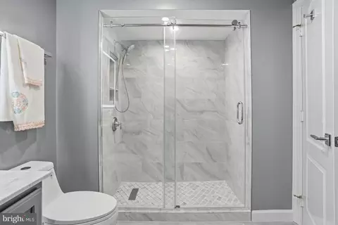Bath - 1156 Fieldview Dr, Reston, VA 20194 photo 15 of 15