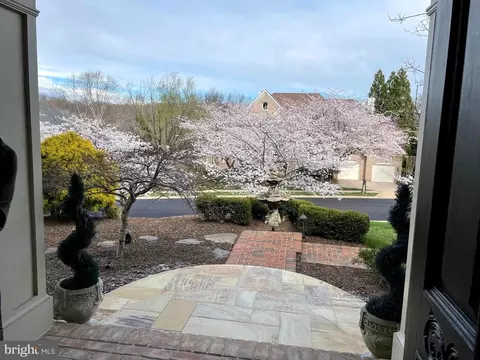 Entry Way - 1156 Fieldview Dr, Reston, VA 20194 photo 1 of 18