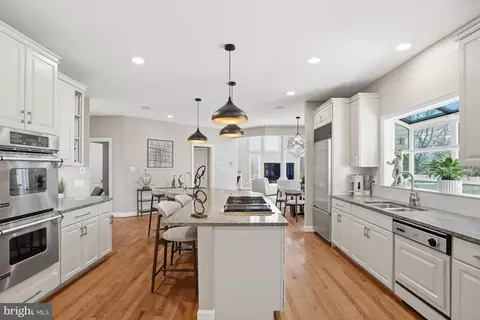 Kitchen - 1156 Fieldview Dr, Reston, VA 20194 photo 1 of 8