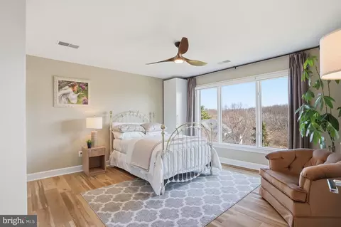 Bedroom - 1156 Fieldview Dr, Reston, VA 20194 photo 3 of 7