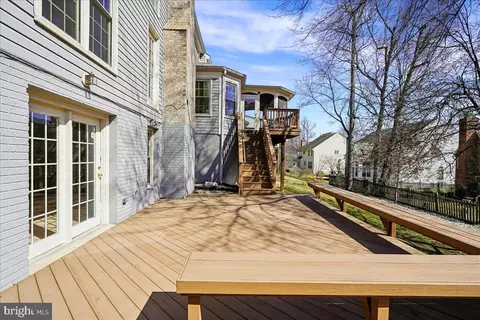 Exterior - 8501 Silverview Dr, Lorton, VA 22079 photo 8 of 11
