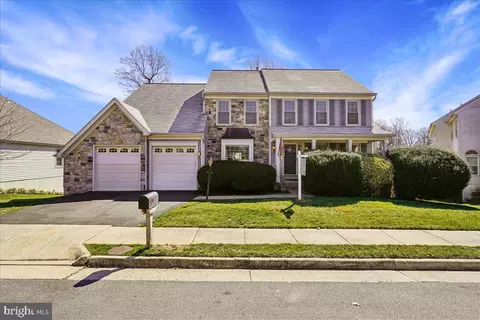 8501 Silverview Dr, Lorton, VA 22079