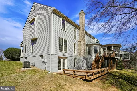 Exterior - 8501 Silverview Dr, Lorton, VA 22079 photo 10 of 11