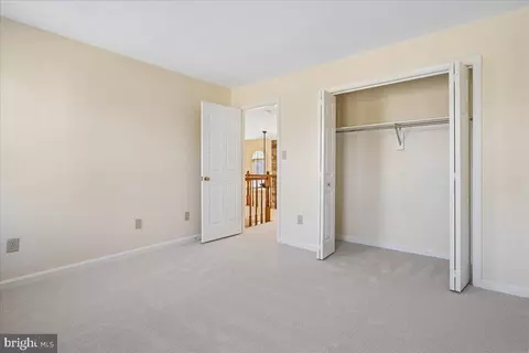 Bedroom - 8501 Silverview Dr, Lorton, VA 22079 photo 4 of 8