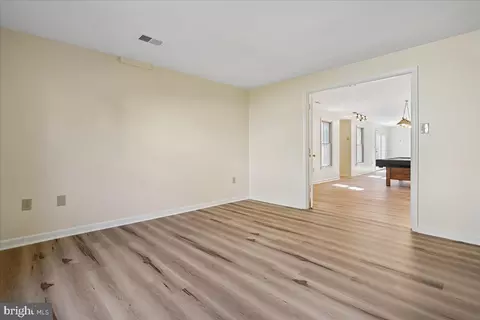Living - 8501 Silverview Dr, Lorton, VA 22079 photo 6 of 7