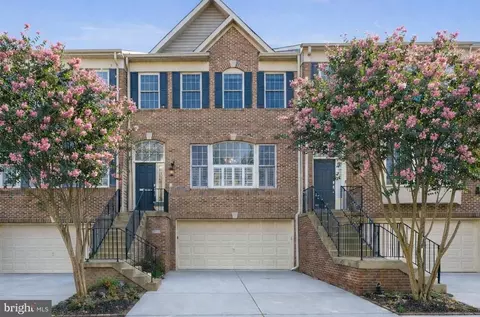 3818 Elmwood Towne Way, Alexandria, VA 22303