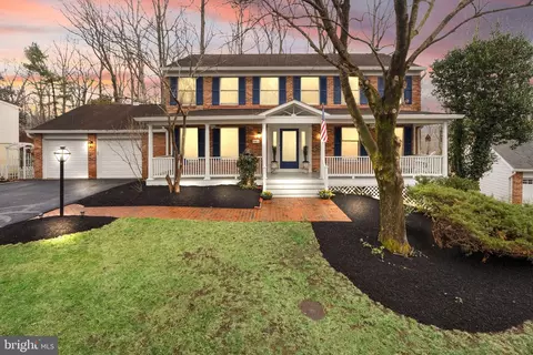 8461 Rushing Creek Ct, Springfield, VA 22153