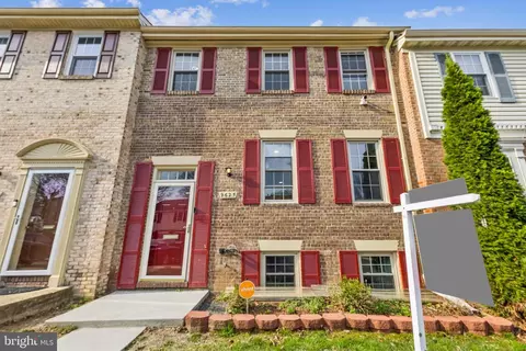 9625 Lindenbrook St, Fairfax, VA 22031