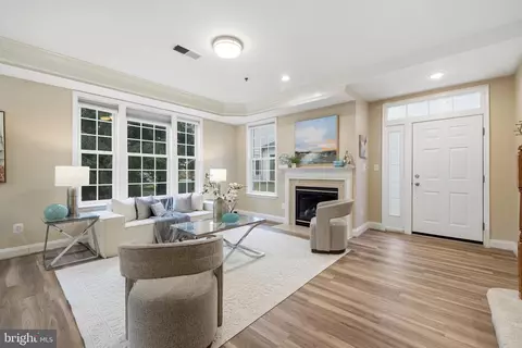 7122 Huntley Creek Pl #77A, Alexandria, VA 22306
