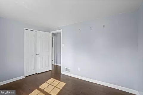 Entry Way - 6708 Portree Ct, Springfield, VA 22152 photo 1 of 2