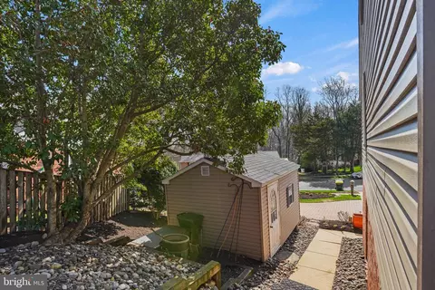 Exterior - 6708 Portree Ct, Springfield, VA 22152 photo 8 of 8