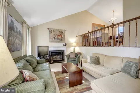 Living - 3644 Beech Down Dr, Chantilly, VA 20151 photo 1 of 5