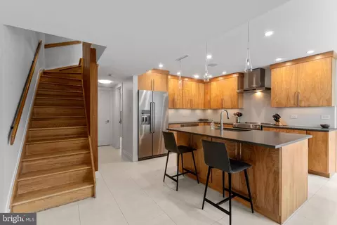 Kitchen - 11587 Maple Ridge Rd, Reston, VA 20190 photo 3 of 4