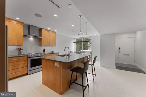 Kitchen - 11587 Maple Ridge Rd, Reston, VA 20190 photo 4 of 4