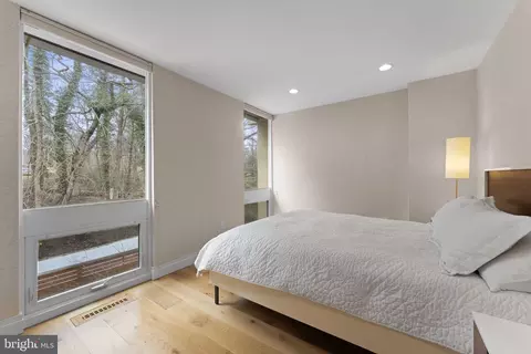 Bedroom - 11587 Maple Ridge Rd, Reston, VA 20190 photo 1 of 12