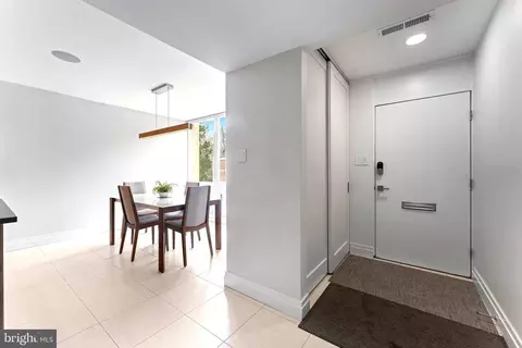 Entry Way - 11587 Maple Ridge Rd, Reston, VA 20190 photo 1 of 10