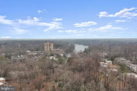 View/Area - 11587 Maple Ridge Rd, Reston, VA 20190 photo 3 of 10