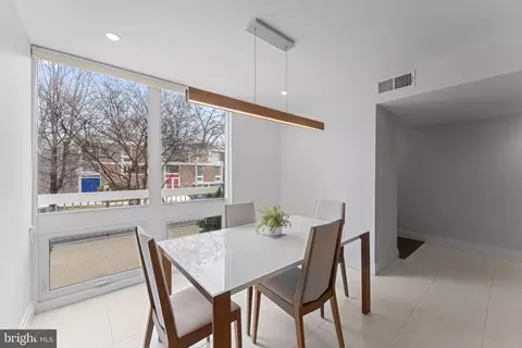 Dining - 11587 Maple Ridge Rd, Reston, VA 20190 photo 4 of 4