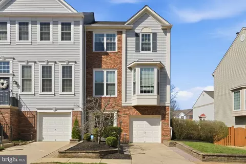 7514 Lamoyne Ct, Alexandria, VA 22315