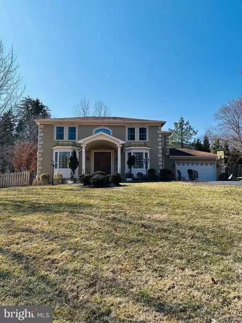 6413 Divine St, Mclean, VA 22101