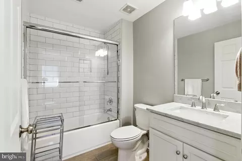 Bath - 6838 Saint Albans Rd, Mclean, VA 22101 photo 4 of 6