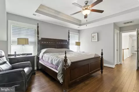 Bedroom - 6838 Saint Albans Rd, Mclean, VA 22101 photo 2 of 4