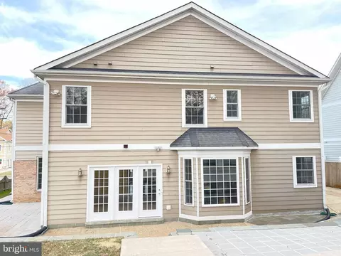 Exterior - 7212 Highland St, Springfield, VA 22150 photo 3 of 10