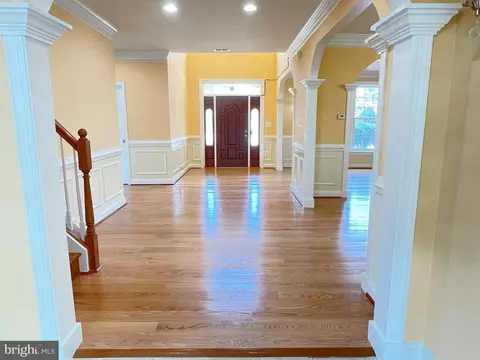 Entry Way - 7212 Highland St, Springfield, VA 22150 photo 2 of 12