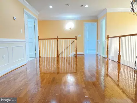 Living - 7212 Highland St, Springfield, VA 22150 photo 3 of 3