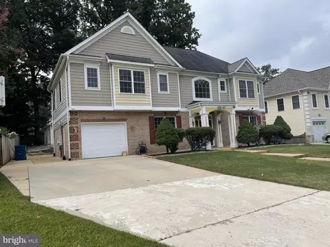 Exterior - 7212 Highland St, Springfield, VA 22150 photo 2 of 10
