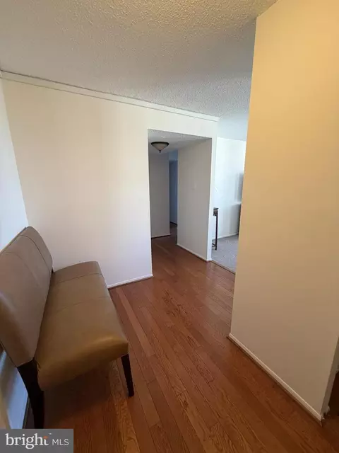 Entry Way - 6800 Fleetwood Rd #1002, Mclean, VA 22101 photo 2 of 2