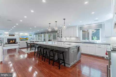 Kitchen - 6607 Tina Ln, Mclean, VA 22101 photo 3 of 5