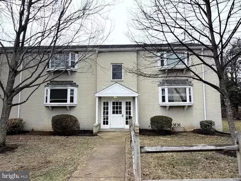 2918 Willston Pl #31, Falls Church, VA 22044