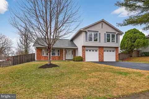7140 Hamor Ln, Springfield, VA 22153