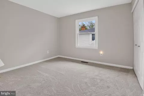 Bedroom - 7140 Hamor Ln, Springfield, VA 22153 photo 2 of 2