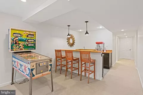 Entry Way - 11202 Cranbrook Ln, Oakton, VA 22124 photo 7 of 7