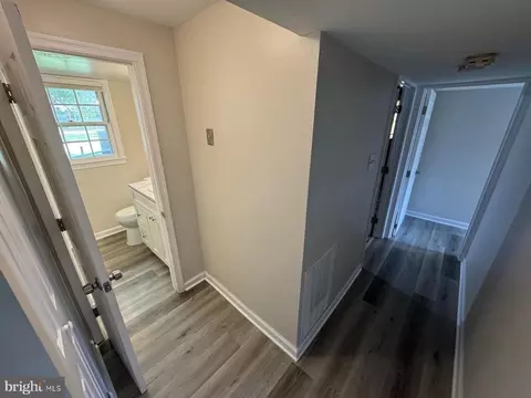 7918 Edinburgh Dr, Springfield, VA 22153 photo 23