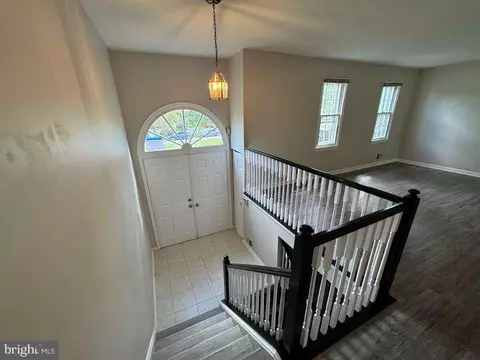 7918 Edinburgh Dr, Springfield, VA 22153 photo 8