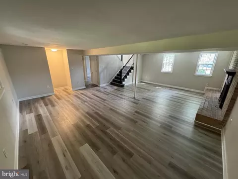 7918 Edinburgh Dr, Springfield, VA 22153 photo 32
