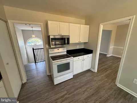 7918 Edinburgh Dr, Springfield, VA 22153 photo 16