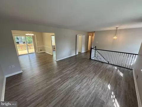 7918 Edinburgh Dr, Springfield, VA 22153 photo 11
