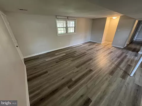 7918 Edinburgh Dr, Springfield, VA 22153 photo 30