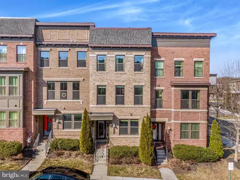 9317 Lemon Mint Ct, Fairfax, VA 22031